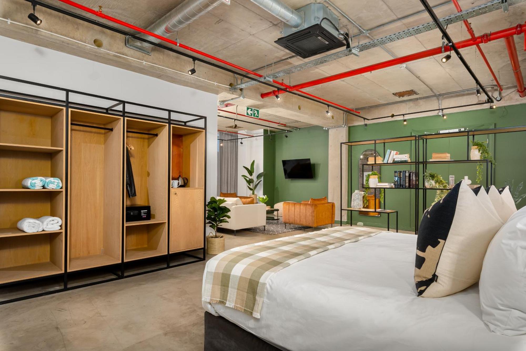 Neighbourgood Loop Street Hotel Cape Town Room photo