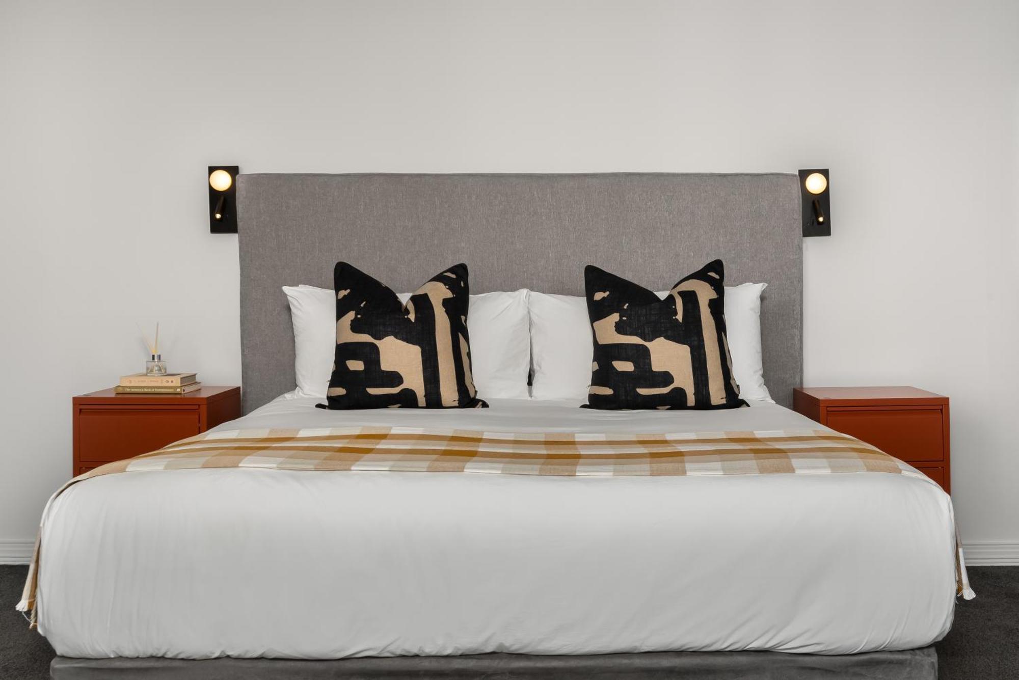 Neighbourgood Loop Street Hotel Cape Town Room photo